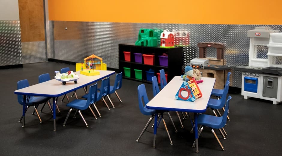 The Kids Fun Zone at 10GYM East Tulsa, with a variety of engaging activities.